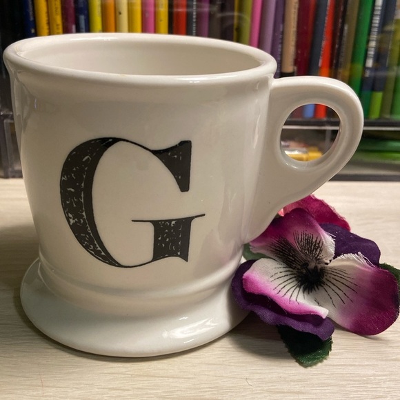 Anthropology Monogram G Cup - Picture 1 of 3